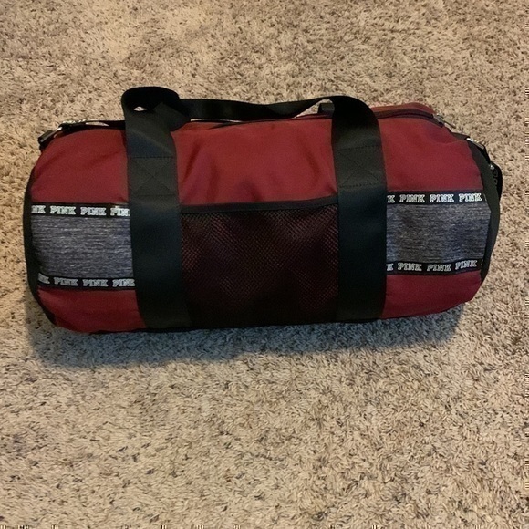 Pink Victoria’s Secret Gym Duffle Weekender Bag - Picture 8 of 16